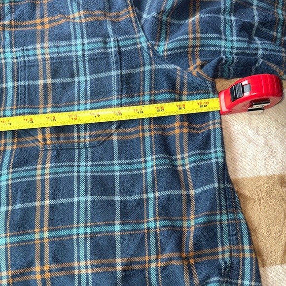 L.L. Bean 100% Organic Cotton Blue and Gold Plaid Shirt Size M - Picture 8 of 10